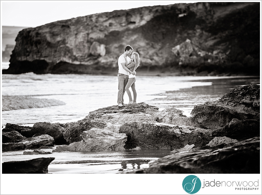 port lincoln natural relaxed engagement photos
