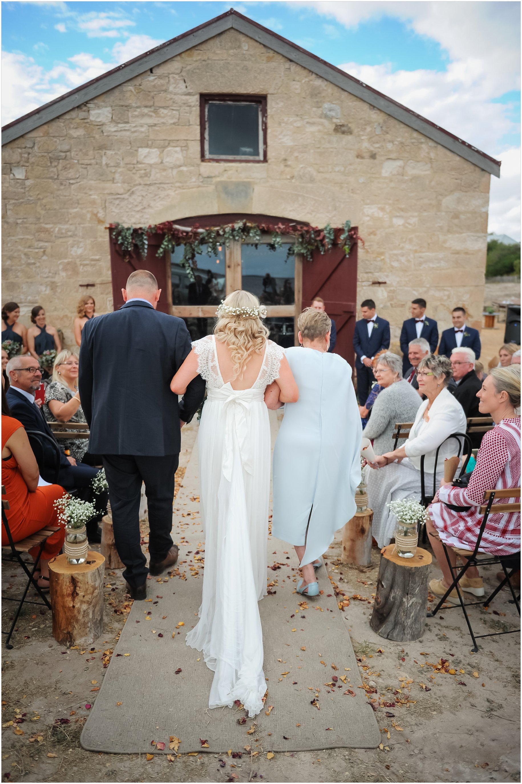 mount dutton bay woolshed wedding
